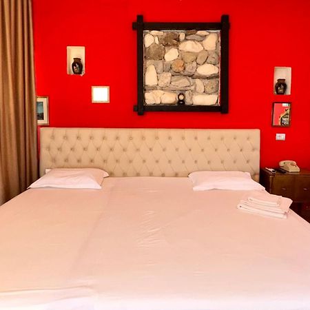 Hotel Vila "Oda E Miqve" Vlorë Eksteriør billede
