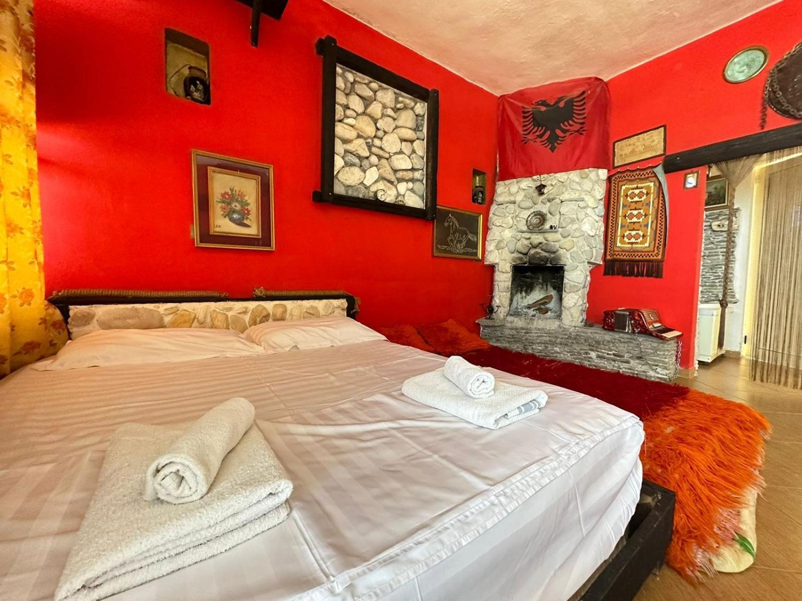 Hotel Vila "Oda E Miqve" Vlorë Eksteriør billede