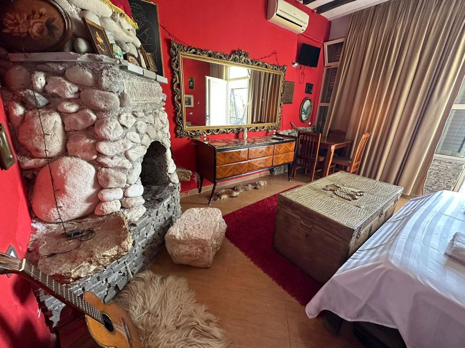 Hotel Vila "Oda E Miqve" Vlorë Eksteriør billede