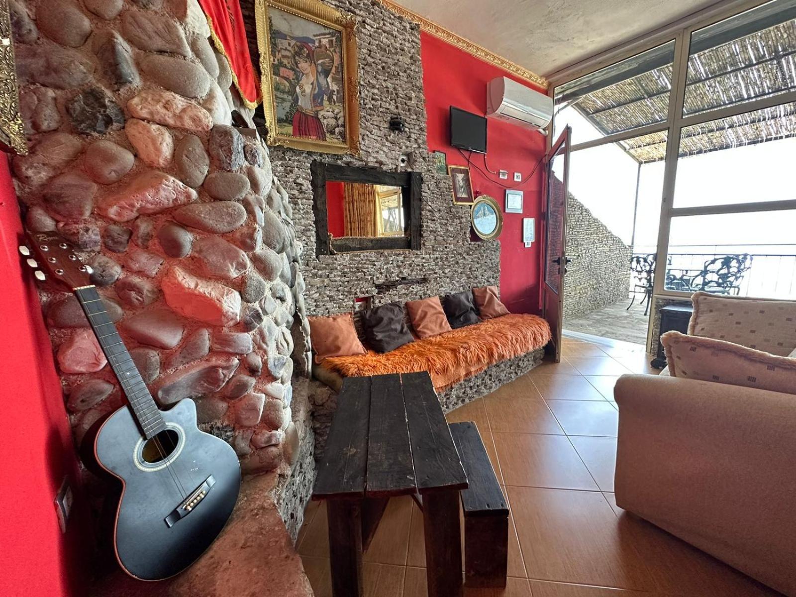 Hotel Vila "Oda E Miqve" Vlorë Eksteriør billede