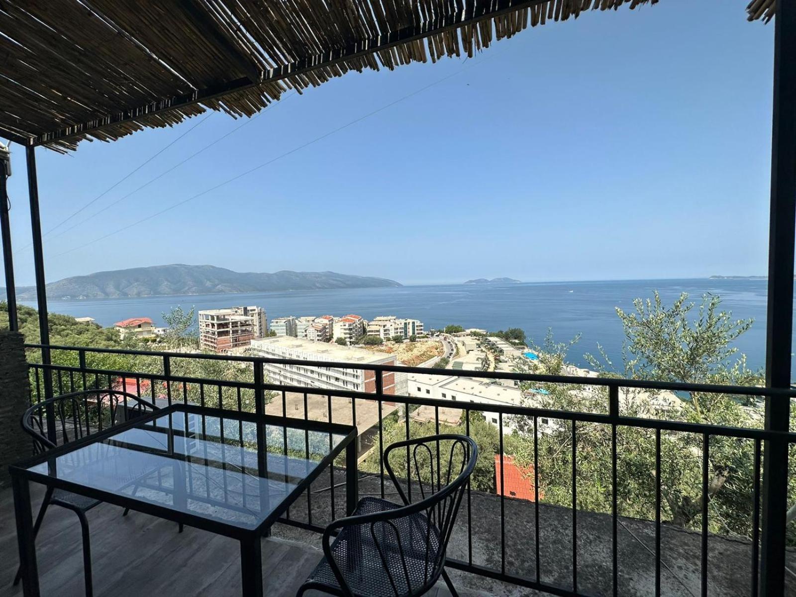 Hotel Vila "Oda E Miqve" Vlorë Eksteriør billede