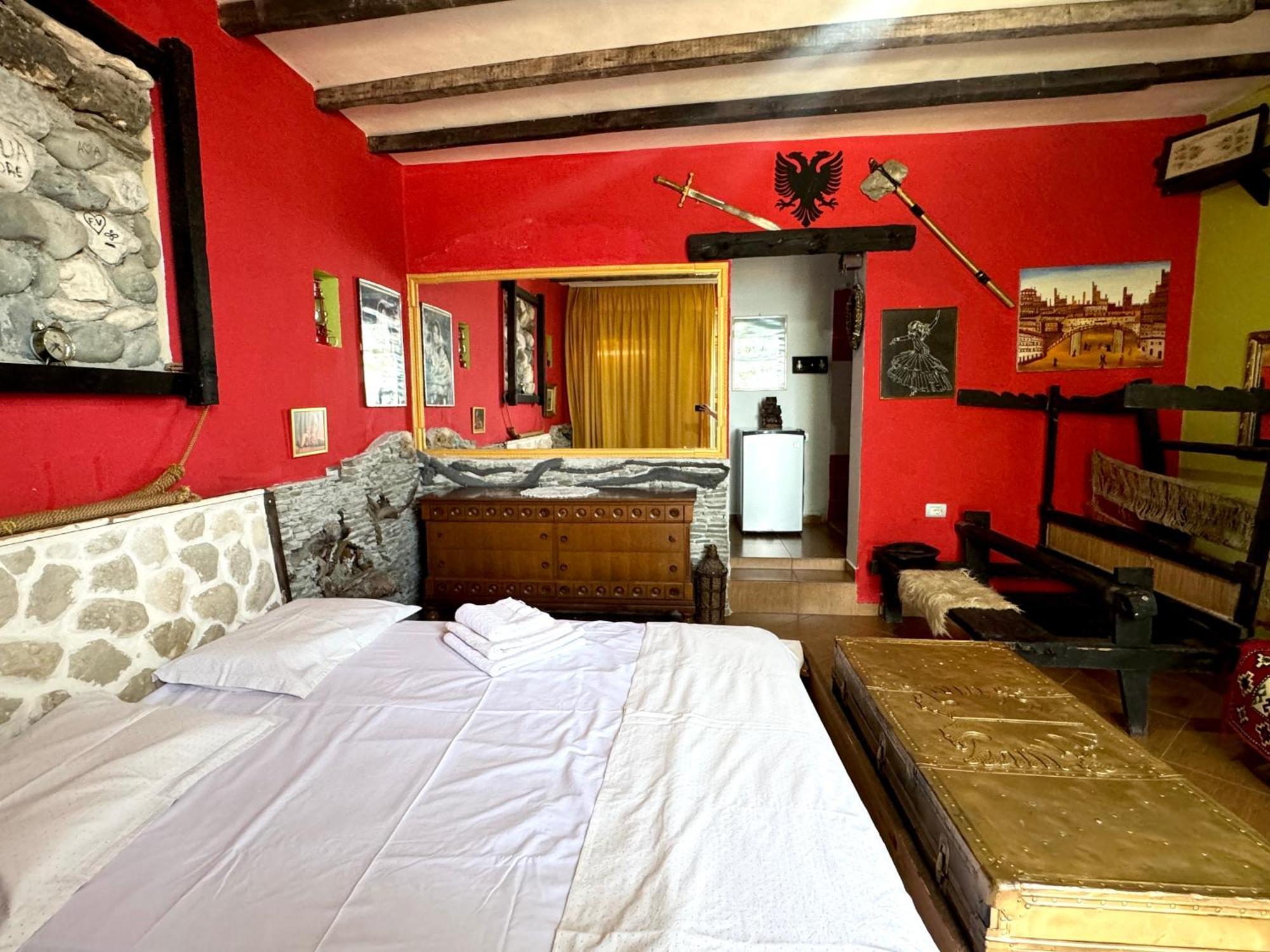 Hotel Vila "Oda E Miqve" Vlorë Eksteriør billede